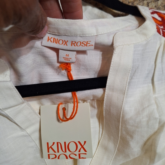 Knox Rose Peasant Top - Picture 6 of 6